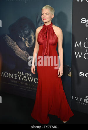 Michelle Williams assiste à la première mondiale de "tout l'argent dans le monde" au Samuel Goldwyn Theater de Los Angeles le 18 décembre 2017. Photo de Chris Chew/UPI Banque D'Images