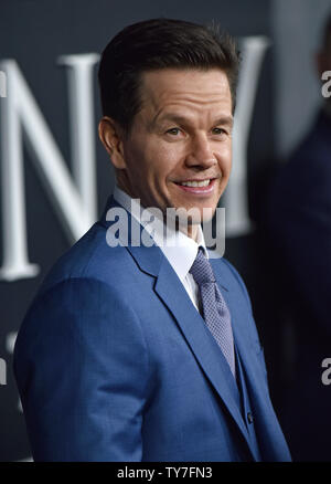 Mark Wahlberg assiste à la première mondiale de "tout l'argent dans le monde" au Samuel Goldwyn Theater de Los Angeles le 18 décembre 2017. Photo de Chris Chew/UPI Banque D'Images