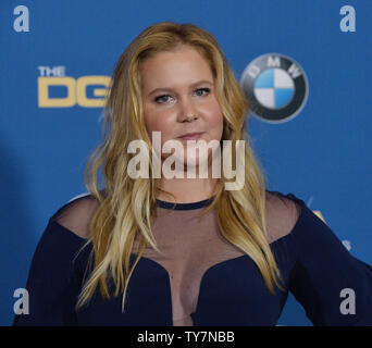 La comédienne Amy Schumer backstage apparaît dans la salle de presse au cours de la 70e assemblée annuelle Directors Guild of America Awards au Beverly Hilton Hotel à Beverly Hills, Californie le 3 février 2018. Photo par Jim Ruymen/UPI Banque D'Images