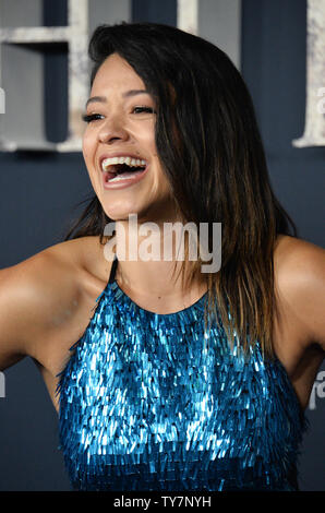 Gina Rodriguez Acteur assiste à la première de the motion picture sci-fi 'Thriller' Annihilation au Regency Village Theatre dans la section de Westwood Los Angeles le 13 février 2018. Scénario : Après le mari d'un biologiste disparaît, elle s'inscrit à une dangereuse expédition secrète, dans une zone de catastrophe écologique, où les lois de la nature ne s'appliquent pas. Photo par Jim Ruymen/UPI Banque D'Images