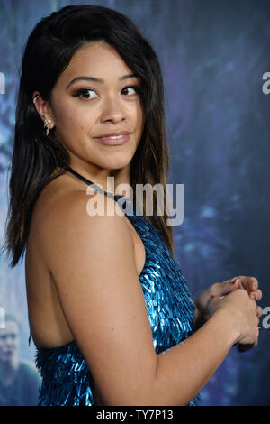 Gina Rodriguez Acteur assiste à la première de the motion picture sci-fi 'Thriller' Annihilation au Regency Village Theatre dans la section de Westwood Los Angeles le 13 février 2018. Scénario : Après le mari d'un biologiste disparaît, elle s'inscrit à une dangereuse expédition secrète, dans une zone de catastrophe écologique, où les lois de la nature ne s'appliquent pas. Photo par Jim Ruymen/UPI Banque D'Images