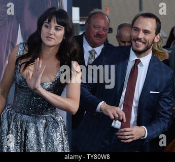 Shailene Woodley et acteurs Sam Claflin assister à la première du film 'romantique' à la dérive au vrai cinéma LA Vivre à Los Angeles le 23 mai 2018. Scénario : Basé sur la véritable histoire de survie, un jeune couple rencontre de hasard les conduit d'abord à l'amour, et ensuite sur l'aventure d'une vie face à l'un des ouragans les plus catastrophiques de l'histoire enregistrée. Photo par Jim Ruymen/UPI Banque D'Images