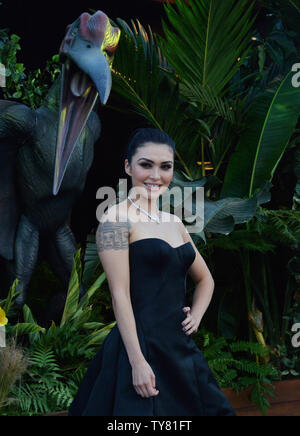 Daniella Pineda acteur assiste à la première de the motion picture sci-fi 'Jurassic World : Fallen Kingdom' au Walt Disney Concert Hall à Los Angeles le 12 juin 2018. Scénario : Quand l'île volcan dormant commence à la vie, rugissant Owen et Claire monter une campagne pour sauver le reste des dinosaures à partir de ce niveau de l'extinction. Photo par Jim Ruymen/UPI Banque D'Images