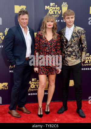 (L-R) Acteurs Lochlyn Munro, Madchen Amick, Hart et Denton assister à la MTV Movie & TV Awards au Barker Hangar à Santa Monica, Californie le 16 juin 2018. Ce sera la 27e édition de la remise des prix, et la seconde à l'honneur conjointement les films et la télévision. Le spectacle sera tape le Samedi, 16 juin, et l'air le lundi 18 juin. Photo par Jim Ruymen/UPI Banque D'Images