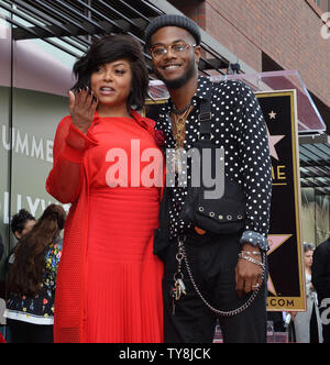 Taraji P. Henson est rejoint par son fils Marcell Johnson au cours d'une cérémonie de dévoilement de l'honorer avec le 2,655ème étoile sur le Hollywood Walk of Fame à Los Angeles le 28 janvier 2019. Photo par Jim Ruymen/UPI. Banque D'Images