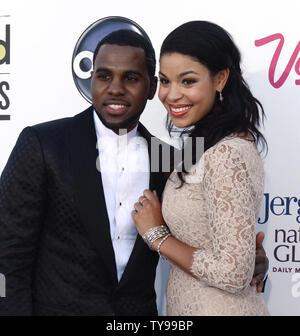 Chanteurs Jason Derulo et Jordin Sparks arriver au Billboard Music Awards 2012 qui a eu lieu au MGM Grand Hotel à Las Vegas, Nevada le 20 mai 2012. UPI/Jim Ruymen............. Banque D'Images