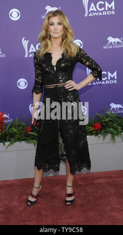 La chanteuse Faith Hill arrive à la 48e académie annuelle des Country Music Awards à l'hôtel MGM de Las Vegas, Nevada le 7 avril 2013. UPI/David Becker Banque D'Images