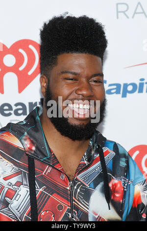 Khalid assiste au iHeartRadio Music Festival à T-Mobile Arena de Las Vegas, Nevada le 23 septembre 2017. Photo de James Atoa/UPI Banque D'Images