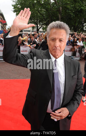 L'acteur américain Dustin Hoffman assiste à la première de "Last Chance Harvey" à l'Odeon West End, Leicester Square à Londres le 3 juin 2009. (Photo d'UPI/Rune Hellestad) Banque D'Images