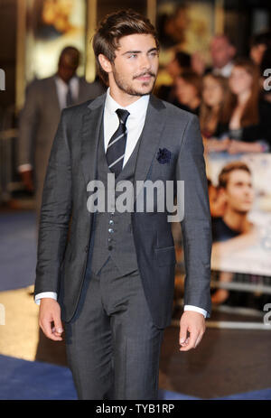 L'acteur américain Zac Efron assiste à la première de "La mort et la vie de Charlie St Cloud à l'Empire, de Leicester Square à Londres le 16 septembre 2010. Rune Hellestad/UPI Banque D'Images