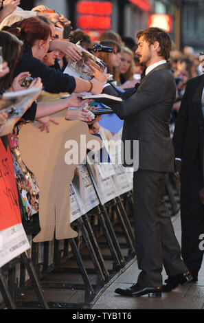 L'acteur américain Zac Efron assiste à la première de "La mort et la vie de Charlie St Cloud à l'Empire, de Leicester Square à Londres le 16 septembre 2010. Rune Hellestad/UPI Banque D'Images