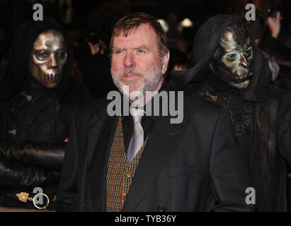 L'acteur britannique Timothy Spall assiste à la première mondiale de "Harry Potter et les Reliques' à Odéon et Empire, Leicester Square à Londres le 11 novembre 2010. Rune Hellestad/UPI Banque D'Images