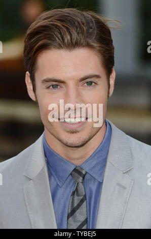 L'acteur américain Josh Henderson assiste au lancement de Channel 5, 'Dallas' au Old Billingsgate à Londres le 21 août 2012. Rune Hellestad/UPI Banque D'Images