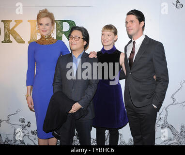 L'actrice australienne Nicole Kidman, réalisateur sud-coréen Park Chan-Wook, actrice australienne Mia Wasikowska et acteur anglais Matthew Goode assister à une projection spéciale de 'Stoker' au Curzon Soho à Londres le 17 février 2013. UPI/Paul Treadway Banque D'Images