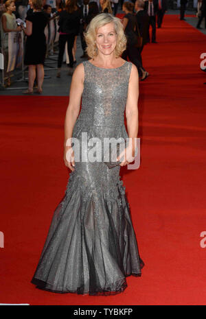 L'actrice britannique Juliet Stevenson assiste à la première mondiale de 'Diana' à l'Odeon Leicester Square à Londres le 5 septembre 2013. UPI/Paul Treadway Banque D'Images