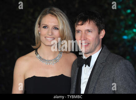 Le chanteur anglais James Blunt assiste à l'hiver Gala de Centerpoint blancs au palais de Kensington à Londres le 26 novembre 2013. UPI/Paul Treadway Banque D'Images