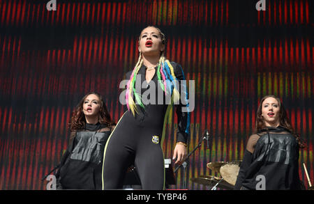 Chanteur auteur-compositeur- Rita Ora il se produit au cours de BBC Radio 1's Big Weekend à Glasgow le 25 mai 2014. UPI/Paul Treadway Banque D'Images