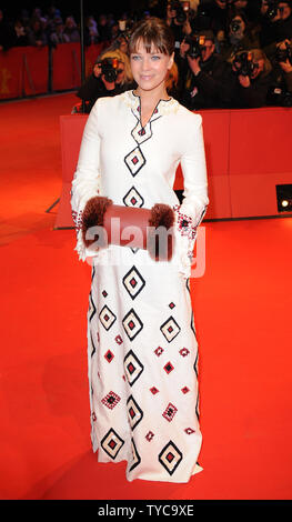 L'actrice allemande Jessica Schwarz assiste à la 68e Berlinale Festival International du Film d'ouverture de la Berlinale Palace à Berlin le 15 février 2018. Photo par Paul Treadway/ UPI Banque D'Images