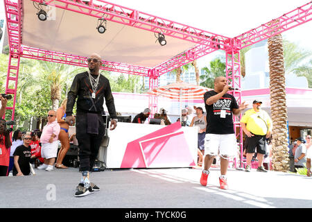 NAUGHTY BY NATURE effectue au week-end du Memorial Day Pool Party Rendez extérieure Flamingo Hotel & Casino Las Vegas, NV le 25 mai 2019 mettant en vedette : Naughty by Nature Où : Las Vegas, Nevada, United States Quand : 26 mai 2019 Credit : DJDM/WENN.com Banque D'Images