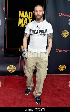 Acteur Tom Hardy assiste à la Warner Bros Pictures, la grande image, une présentation exclusive au Caesars Palace pendant CinemaCon, le site officiel de la convention de l'Association nationale des propriétaires de cinémas, à Las Vegas, Nevada le 21 avril 2015. UPI/David Becker Banque D'Images