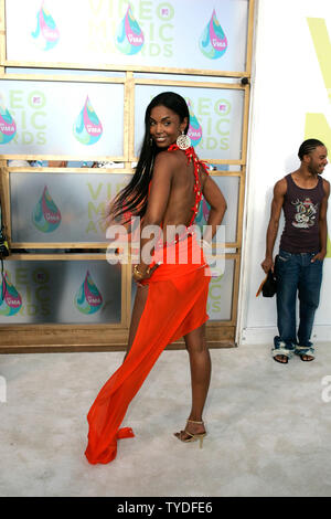 Kim Porter arrive pour les 2005 MTV Video Music Award Show à l'American Airlines Arena de Miami, Floride, le 28 août 2005. (Photo d'UPI/Michael Bush) Banque D'Images