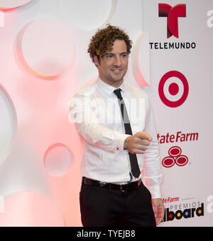 L'artiste David Bisbal apparaît dans les coulisses du Billboard Latin Music Awards 2014 au Centre BankUnited, Coral Gables, en Floride en avril 24,2014. UPI/Gary JE Rothstein. Banque D'Images