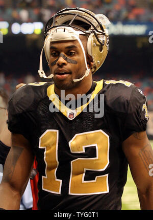 New Orleans Saints receveur Marques Colston (12) promenades hors du terrain du Louisiana Superdome à la Nouvelle Orléans, le 2 novembre 2009. UPI/A.J. Sisco Banque D'Images
