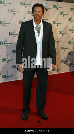 Darryl Worley arrive sur le tapis rouge à la 42e Country Music Association (CMA) awards à Nashville, Tennessee, le 12 novembre 2008. (Photo d'UPI/Frederick Breedon IV) Banque D'Images