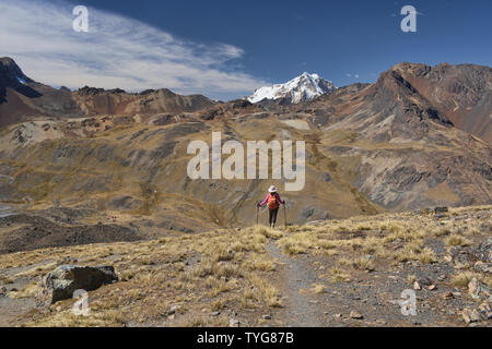 En voyant Huayna Potosi sur la Cordillère Real Traverse, Bolivie Banque D'Images