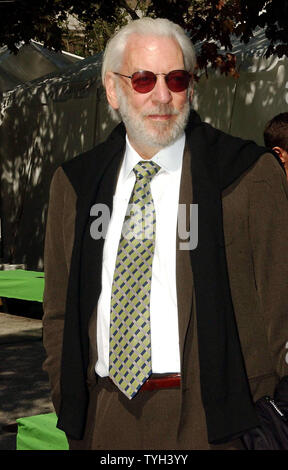 Donald Sutherland acteur de la série TV 'Commandant en Chef' assiste à l'ABC TV Upfronts 2005 tenue le 17 mai 2005 à New York du Lincoln Center. (Photo d'UPI/Ezio Petersen) Banque D'Images