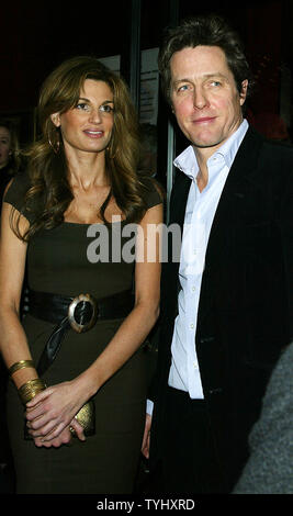 Petite amie de Hugh Grant et Jemima Khan arrive pour la première de son nouveau film "Musique et Paroles" au Ziegfeld Theatre à New York le 12 février 2007. (Photo d'UPI/Laura Cavanaugh) Banque D'Images