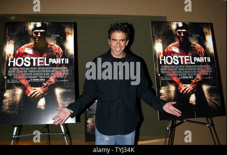 Eli Roth Directeur arrive à la première de son nouveau film "Hostel II" à l'AMC Theater à New York le 6 juin 2007. (Photo d'UPI/Laura Cavanaugh) Banque D'Images