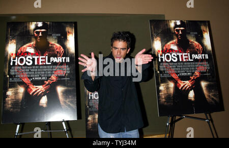 Eli Roth Directeur arrive à la première de son nouveau film "Hostel II" à l'AMC Theater à New York le 6 juin 2007. (Photo d'UPI/Laura Cavanaugh) Banque D'Images