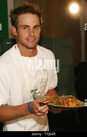 Andy Roddick prépare la nourriture à au 8e sommet annuel Dacor 'Taste of Tennis' événement de bienfaisance à l'Hôtel W à New York le 23 août 2007. (Photo d'UPI/Sylvain Gaboury) Banque D'Images