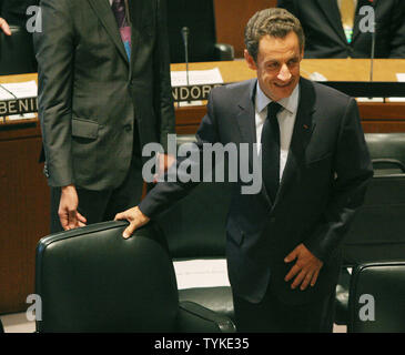 Le président français Nicolas Sarkozy, assiste à une conférence sur les femmes et le VIH qui est organisée par sa femme Carla Bruni-Sarkozy à l'Organisation des Nations Unies le 23 septembre 2009 à New York. UPI /Monika Graff Banque D'Images