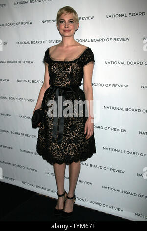 Michelle Williams arrive pour le National Board of Review of Motion Pictures Awards Gala au Cipriani à New York le 11 janvier 2011. UPI /Laura Cavanaugh Banque D'Images