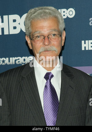 Bill Nelson, président et chef de la direction de la chaîne HBO, arrive pour l 'entourage' premiere au Beacon Theatre le 19 juillet 2011 à New York. UPI /Monika Graff. Banque D'Images