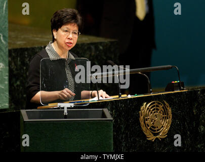 Le Dr Margaret Chan, directeur général de l'Organisation mondiale de la santé, aborde le sommet de haut niveau sur les maladies non transmissibles à l'ONU le 19 septembre 2011 à New York. Les dirigeants du monde entier se sont réunis à l'ONU pour discuter des moyens de prévenir des maladies comme le diabète, le cancer et les maladies du coeur qui menace la santé dans le monde. UPI/Monika Graff Banque D'Images