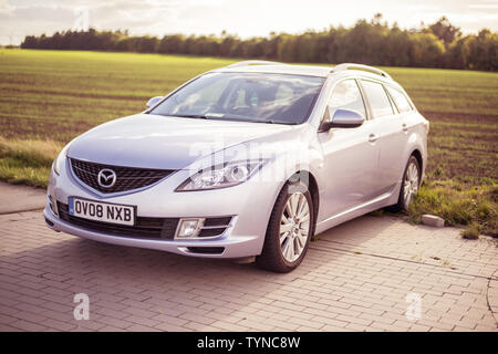 Septembre 2018, Ustka, Pologne : Mazda 6 modèle 2008 - Immobilier, GH Banque D'Images