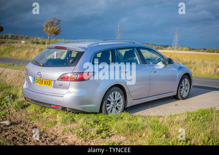 Septembre 2018, Ustka, Pologne : Mazda 6 modèle 2008 - Immobilier, GH Banque D'Images