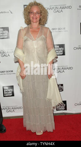 Amy Irving arrive au 40e Gala annuel de Chaplin où Barbra Streisand est honoré au Lincoln Center le 22 avril 2013 à New York. UPI/Monika Graff Banque D'Images