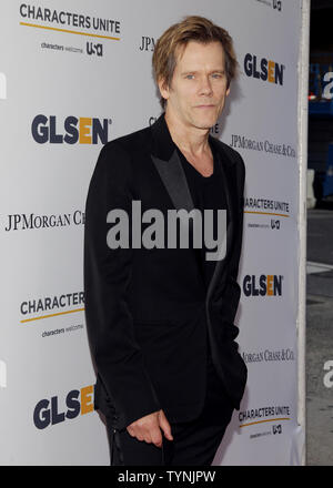 Kevin Bacon arrive sur le tapis rouge à la 10e édition annuelle des prix à l'égard GLSEN Gotham Hall à New York le 20 mai 2013. UPI/John Angelillo Banque D'Images