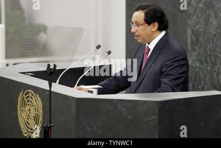 Cheikh Jaber Al Mubarak Al Hamad Al Sabah, Premier Ministre.de l'État du Koweït, traite de l'Organisation des Nations Unies Débat général de la 68e Assemblée Générale des Nations Unies dans le bâtiment des Nations Unies à New York le 25 septembre 2013. UPI/John Angelillo Banque D'Images