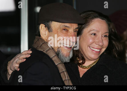 F. Murray Abraham arrive à la première de 'The Grand Budapest Hotel' à l'Alice Tully Hall à New York le 26 février 2014. UPI/John Angelillo Banque D'Images