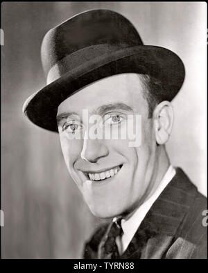 TOMMY TRINDER (1909-1989) Anglais, scène, cinéma et comédien sur radio 1940 Banque D'Images