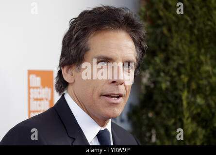 Ben Stiller arrive à la 44e Gala Prix Chaplin Robert De Niro au David H. Koch Theater au Lincoln Center le 8 mai 2017 à New York. Photo de John Angelillo/UPI Banque D'Images