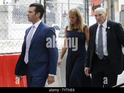 L'atout de Donald Trump Jr. et Vanessa arrivent à la cour à 60, rue Centre à New York le 26 juillet 2018. Donald Trump Jr. et son ex-épouse Vanessa a comparu en cour jeudi devant un juge à New York pour une audition dans leur procédure de divorce. Photo de John Angelillo/UPI Banque D'Images