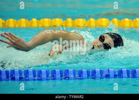 USA's Katie Hoff nage en médaille d position dans le 400 mètres nage libre au centre aquatique national (Cube d'eau) pendant les Jeux Olympiques d'été de 2008 à Beijing, Chine, le 11 août 2008. (Photo d'UPI/Roger L. Wollenberg) Banque D'Images