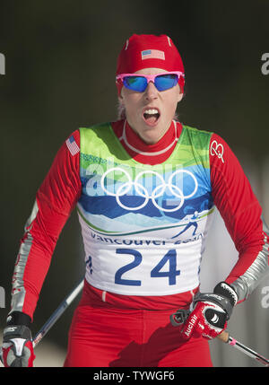 Kikkan Randall, de l'USA courses pour la finale plaçant 10ème dans le cross-country sprint individuel dames Qualification classique au Parc olympique de Whistler durant les Jeux Olympiques d'hiver de 2010 à Vancouver, à Whistler (Colombie-Britannique), le 17 février 2010. UPI /Heinz Ruckemann Banque D'Images