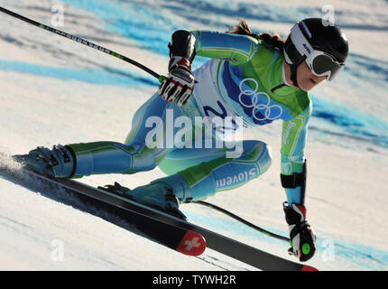 Tina Maze La Slovénie participe à la Ladies' Super-G au cours de la 2010 aux Jeux Olympiques d'hiver de Vancouver à Whistler, Canada, le 20 février 2010. Maze a pris l'argent avec un temps de 1:20,63. UPI/Kevin Dietsch Banque D'Images